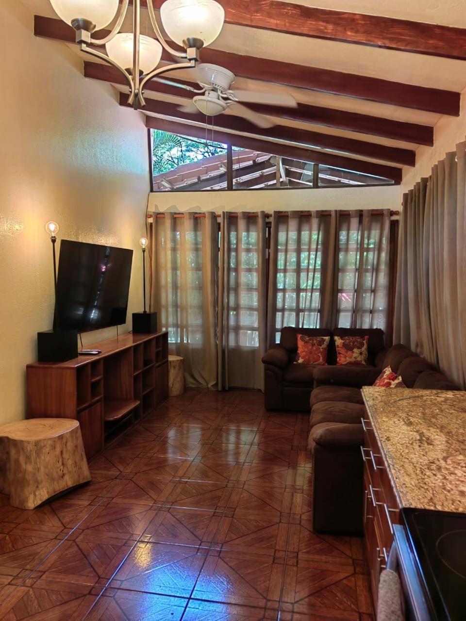 Hermosa Villa Playa Hermosa (Guanacaste)