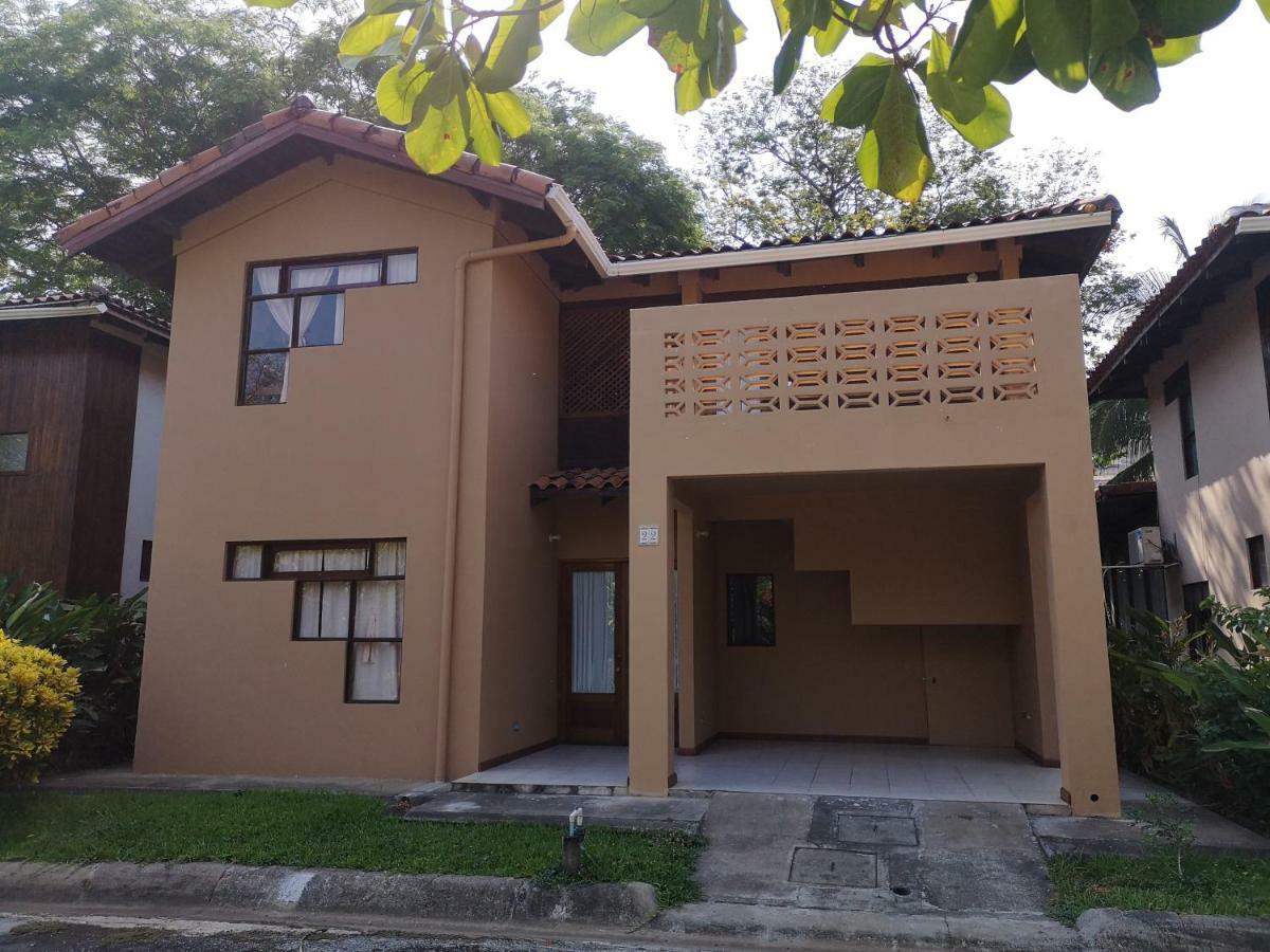 Hermosa Villa